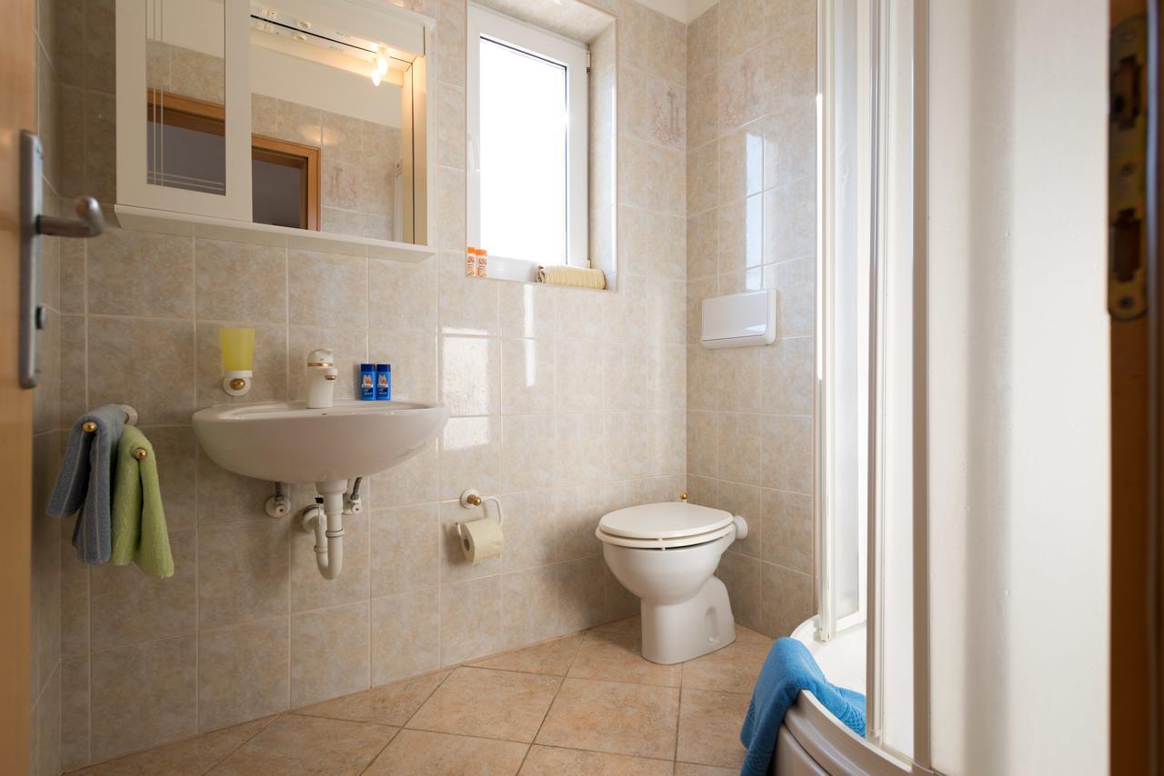 Sun House Apartments 볼 외부 사진