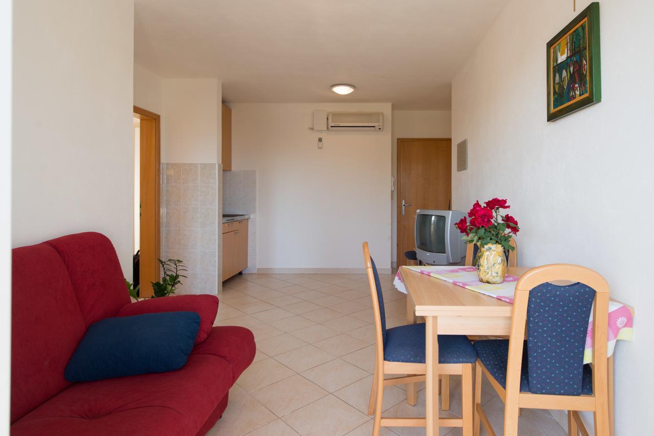 Sun House Apartments 볼 외부 사진